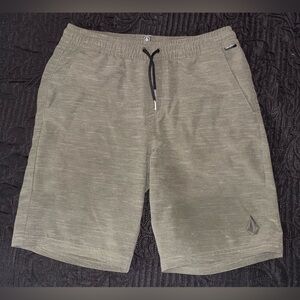 Volcom Kid’s Olive Green Athletic Shorts Size Large